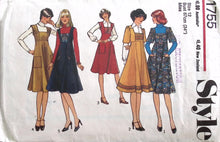 Load image into Gallery viewer, Vintage Sewing Pattern: Style 1755
