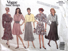 Load image into Gallery viewer, Vintage Sewing Pattern: Vogue 2944
