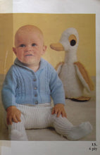Load image into Gallery viewer, Vintage Embassy Knitting Book B1
