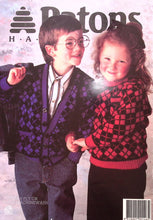 Load image into Gallery viewer, Patons Knitting Book 979
