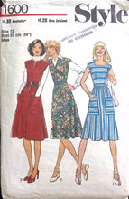Load image into Gallery viewer, Vintage Sewing Pattern: Style 1600
