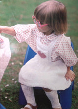 Load image into Gallery viewer, Vintage Knitting Book RENETRICOTS Book102
