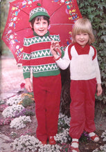 Load image into Gallery viewer, Vintage Knitting Book RENETRICOTS Book102
