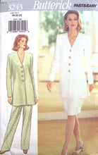 Load image into Gallery viewer, Vintage Sewing Pattern: Butterick 3243
