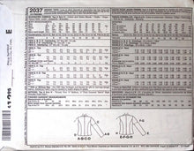 Load image into Gallery viewer, Vintage Sewing Pattern: McCalls 2037
