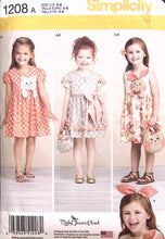 Load image into Gallery viewer, Sewing Pattern: Simplicity 1208

