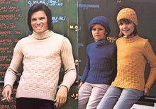Load image into Gallery viewer, Vintage Knitting &amp; Crochet Book: Mon Tricot Special Classics
