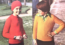 Load image into Gallery viewer, Vintage Knitting &amp; Crochet Book: Mon Tricot Special Classics
