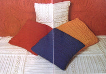 Load image into Gallery viewer, Vintage Knitting &amp; Crochet Book: Mon Tricot Special Classics
