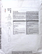 Load image into Gallery viewer, Sewing Pattern: Vogue V1038
