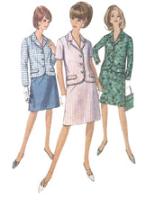 Load image into Gallery viewer, Vintage Sewing Pattern: Simplicity 6893
