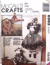 Load image into Gallery viewer, Vintage Sewing Pattern: McCalls 6562
