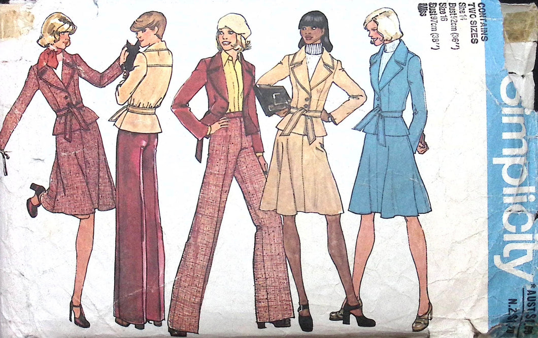 Vintage Sewing Pattern: Simplicity 6726
