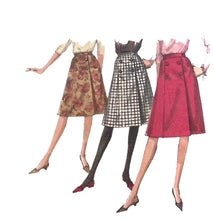 Load image into Gallery viewer, Vintage Sewing Pattern: Simplicity 5246
