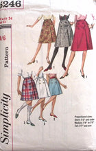 Load image into Gallery viewer, Vintage Sewing Pattern: Simplicity 5246
