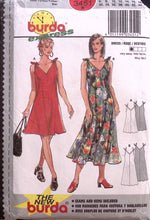 Load image into Gallery viewer, Vintage Sewing Pattern: Burda 3451
