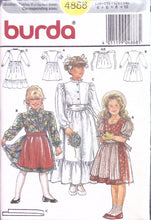 Load image into Gallery viewer, Vintage Sewing Pattern: Burda 4888
