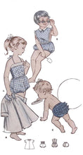 Load image into Gallery viewer, Vintage Sewing Pattern: Butterick 9422
