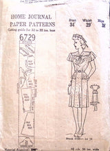 Load image into Gallery viewer, Vintage Sewing Pattern: Home Journal 6729
