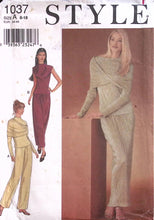 Load image into Gallery viewer, Vintage Sewing Pattern: Style 1037
