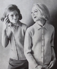 Load image into Gallery viewer, Vintage Patons Knitting Book No. 739
