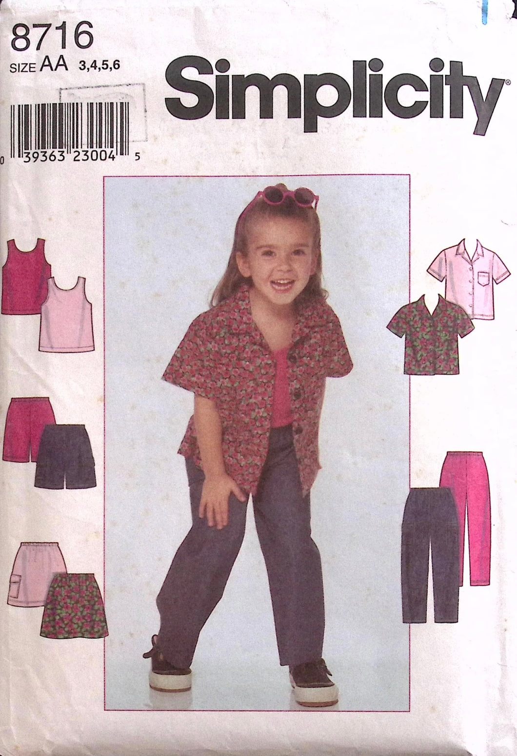 Vintage Sewing Pattern: Simplicity 8716