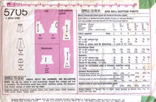 Load image into Gallery viewer, Vintage Sewing Pattern: Simplicity 5705
