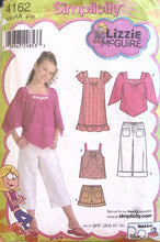 Load image into Gallery viewer, Sewing Pattern: Simplicity 4162

