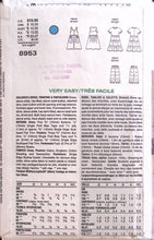 Load image into Gallery viewer, Vintage Sewing Pattern: Vogue 8953

