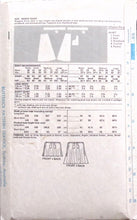 Load image into Gallery viewer, Vintage Sewing Pattern: Butterick 4025
