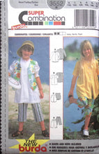 Load image into Gallery viewer, Vintage Sewing Pattern: Burda 3552
