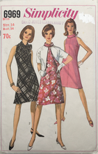 Load image into Gallery viewer, 1967 Vintage Sewing Pattern: Simplicity 6969
