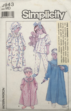 Load image into Gallery viewer, 1988 Vintage Sewing Pattern: Simplicity 8943
