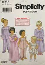 Load image into Gallery viewer, Sewing Pattern: Simplicity 9968
