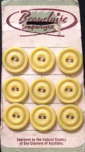 Load image into Gallery viewer, Vintage Beauclaire Superglow Buttons
