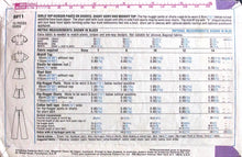 Load image into Gallery viewer, Vintage Sewing Pattern: Simplicity 6911
