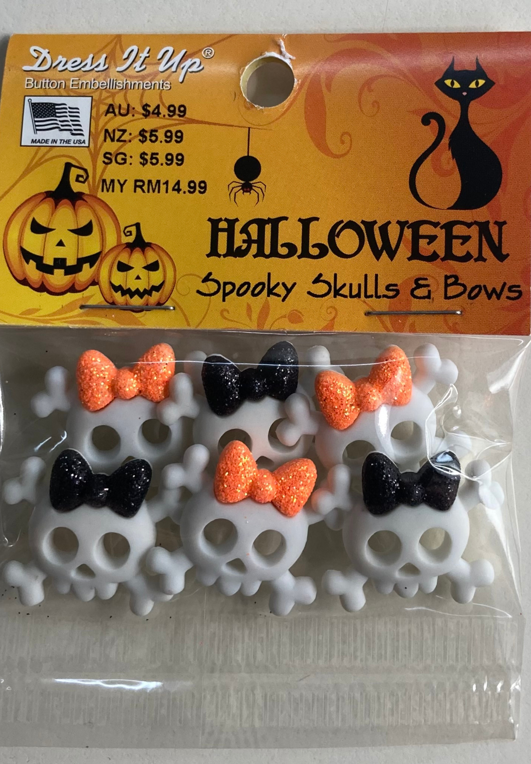 Spooky Skulls & Bows Buttons