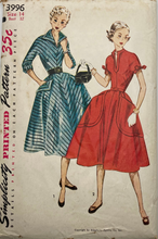 Load image into Gallery viewer, 1950’s Vintage Sewing Pattern: Simplicity 3996
