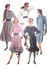 Load image into Gallery viewer, Vintage Sewing Pattern: McCalls 3924
