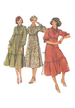 Load image into Gallery viewer, Vintage Sewing Patter: Style 2488
