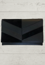 Load image into Gallery viewer, Clutch Purse Colette by Colette Hayman
