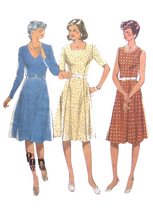 Load image into Gallery viewer, Vintage Sewing Pattern: Simplicity 3429
