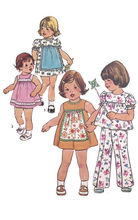 Load image into Gallery viewer, Vintage Sewing Pattern: Simplicity 7409
