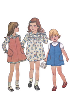 Load image into Gallery viewer, Vintage Sewing Pattern: Simplicity 7366
