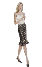 Load image into Gallery viewer, Sewing Pattern: Vogue V7832
