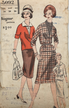 Load image into Gallery viewer, 1960&#39;s Vintage Sewing Pattern: Vogue 5092
