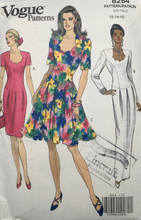 Load image into Gallery viewer, 1992 Vintage Sewing Pattern: Vogue 8254
