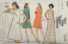 Load image into Gallery viewer, 1970&#39;s Vintage Sewing Pattern: Vogue 8787
