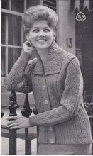 Load image into Gallery viewer, Paton&#39;s Knitting Pattern No 609
