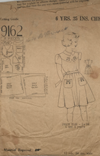 Load image into Gallery viewer, 1940&#39;s Vintage Sewing Pattern: A.H.J. 9162
